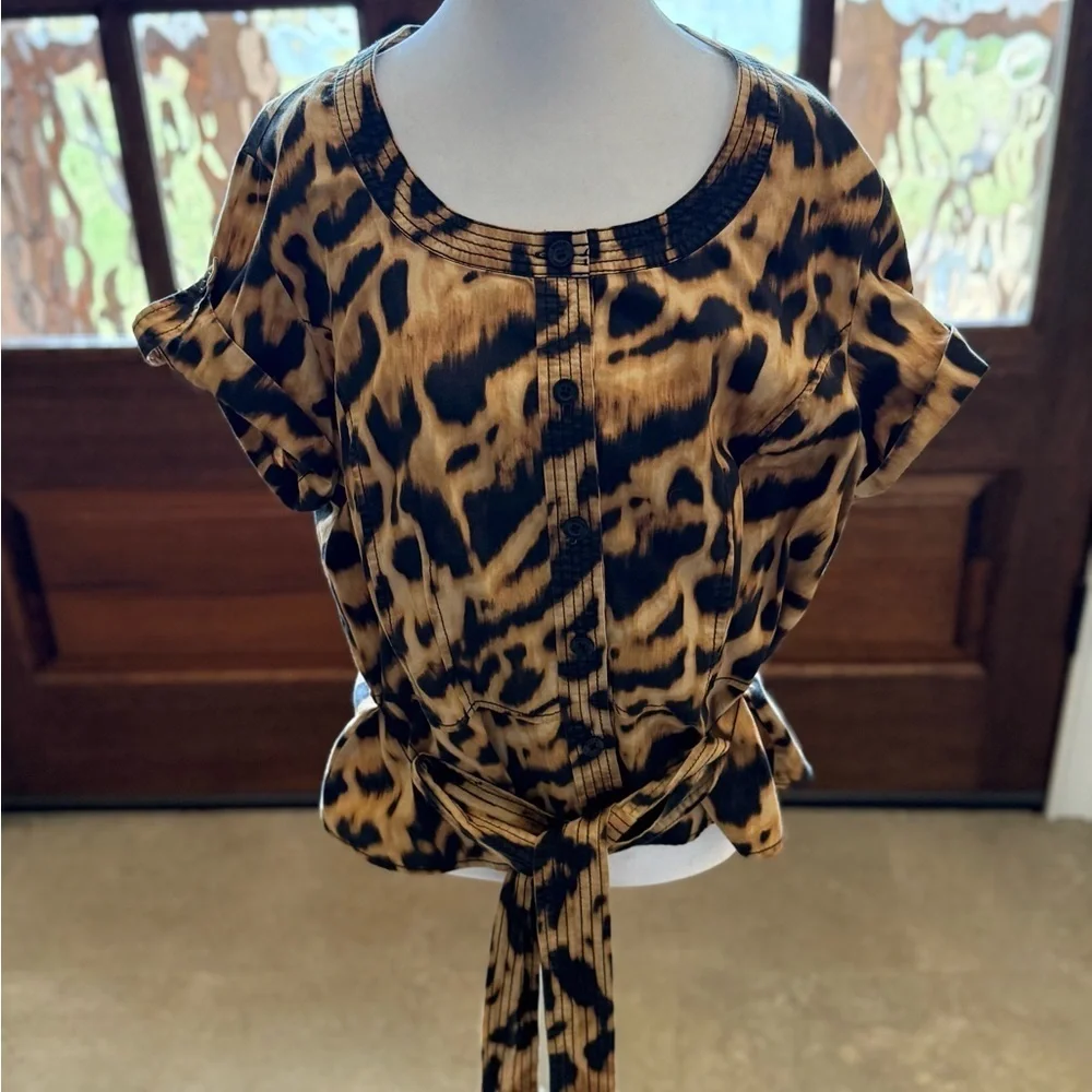 Jones New York Cheetah Womens XL Short Sleeve blouse Belt Chic Elegant Feminine - Picture 4 of 9